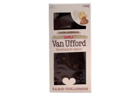 En bild som visar Van Ufford Chokladbräck Mörk Choklad med chili tillverkad av Kalmar Chokladfabrik